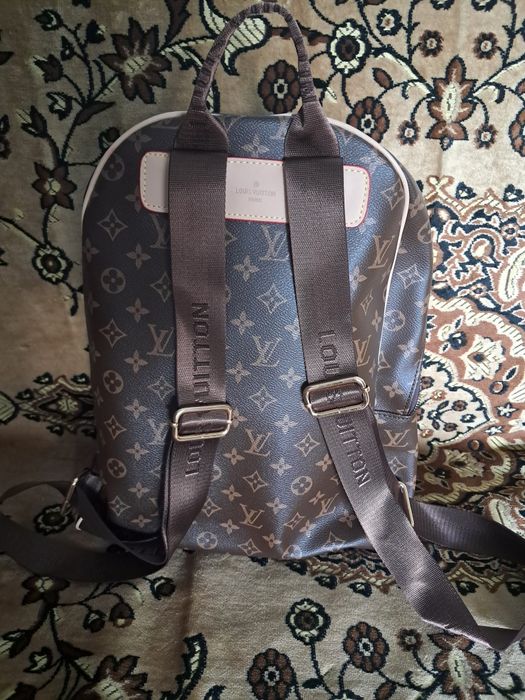 Продам новый рюкзак