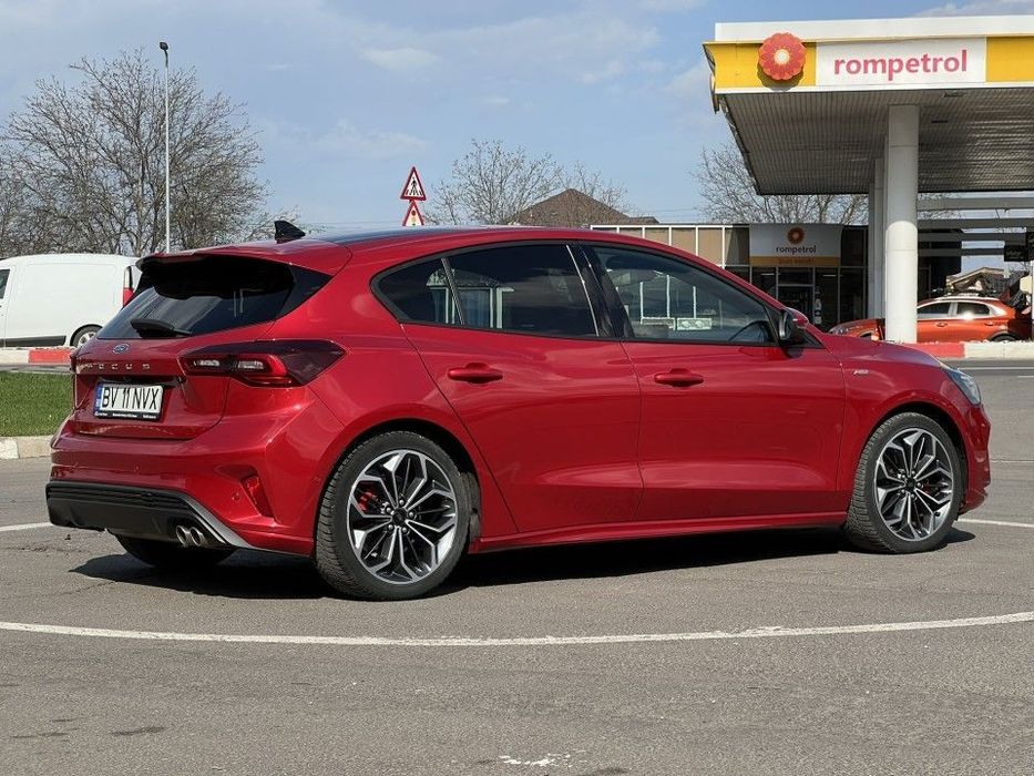 Ford Focus Ford Focus MCA 5 usi ST-Line X 1.0T EcoBoost mHEV 155 CP A7