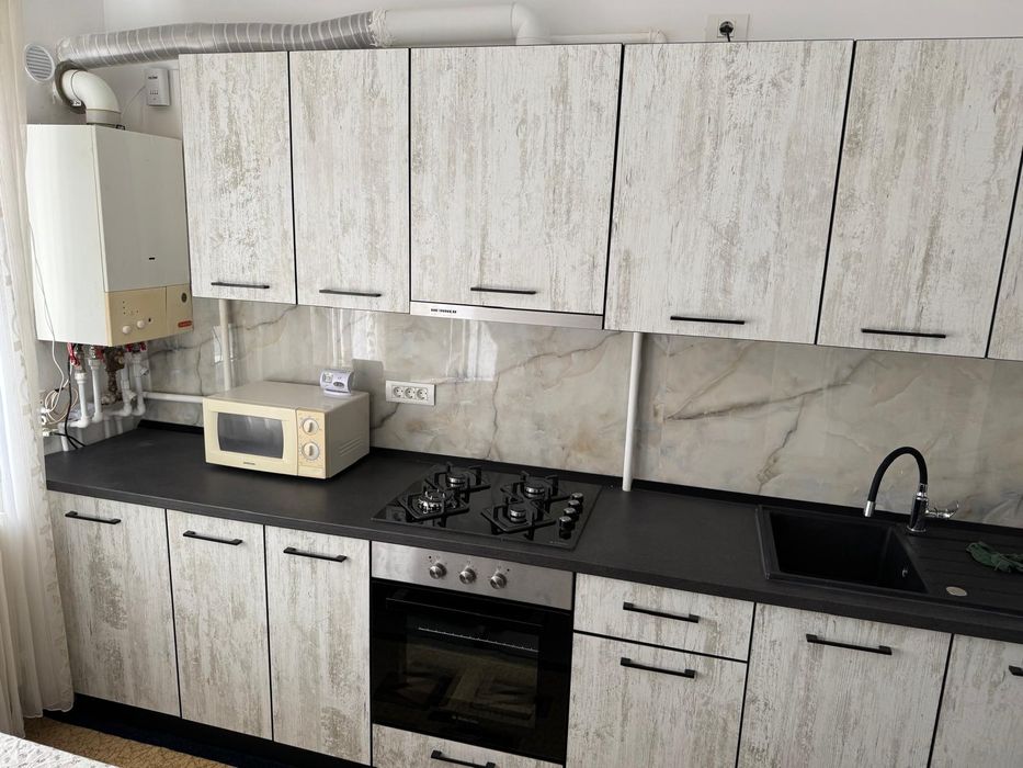 Închiriez apartament 2 camere