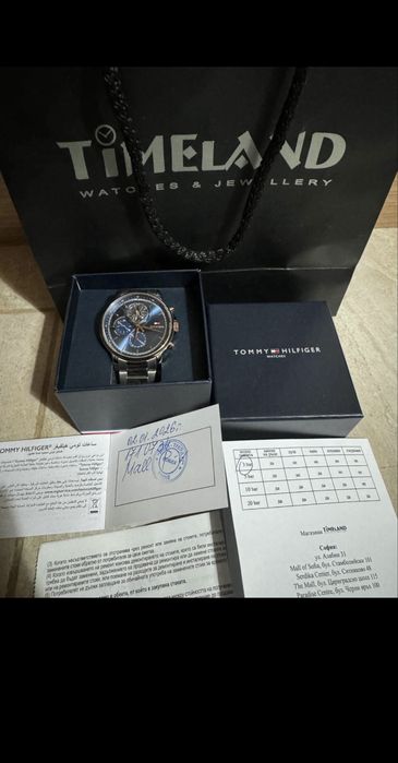 Часовник Tommy Hilfiger