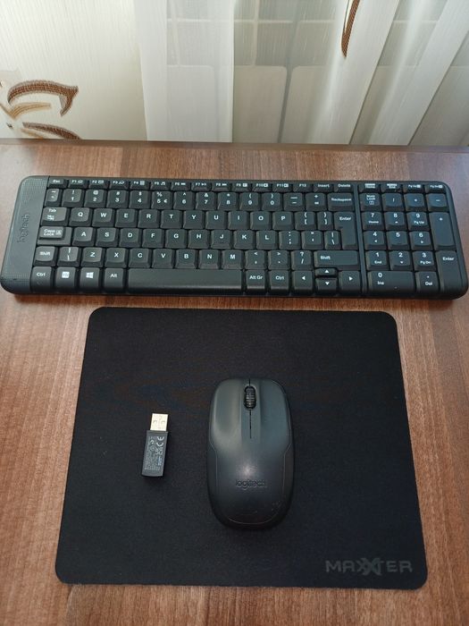 Tastatură si mause Longitech-waireles