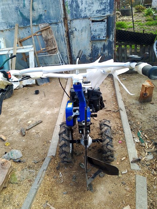 Vând motosapă ruris6048