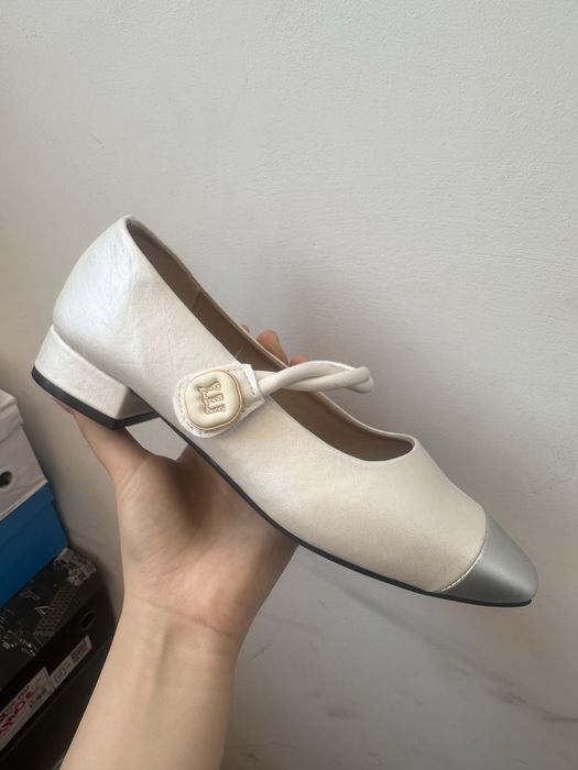 Белая балетка женская