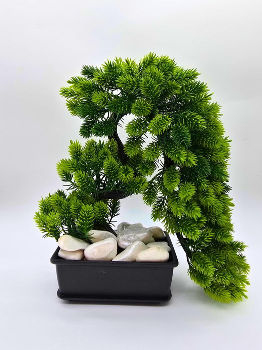 Искусственный бонсай для декора с цветными декоративными камнями