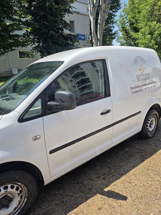 Volkswagen Caddy Frigorifică 2008 – 3.000 €