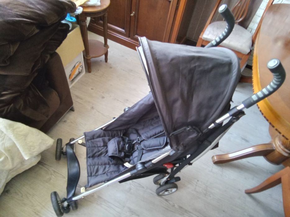 Коляска прогулочная фирмы Summer