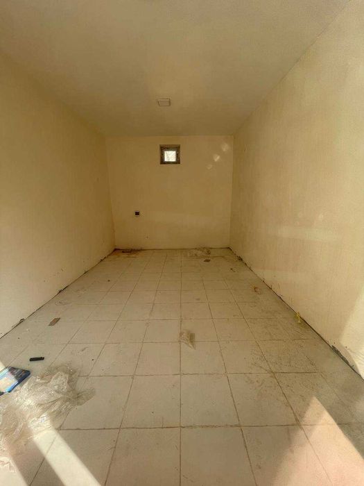 Сотувга қўйилган савдо дўкони