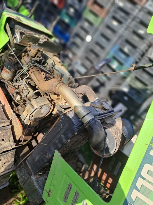 Vand tractor senilat fiatagrifuul