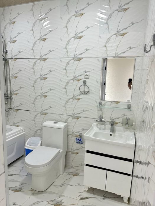 Вогзал.Сдаётся 3х комнатная Люкс в Новостройке.KARAVAN,магазин