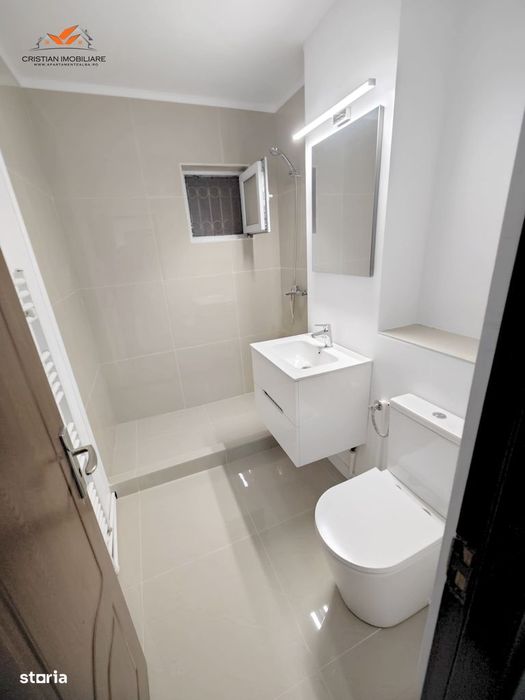 Apartament 2 camere decomandat, Parter cu balcon, Cetate-Piata !