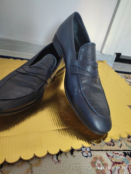 Туфли кожаные темно синие почти новые