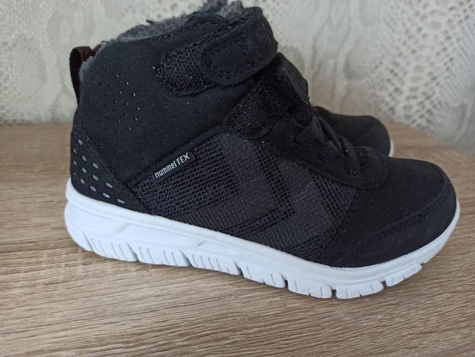 Детски боти Hummel, размер 30, стелка 19 см.