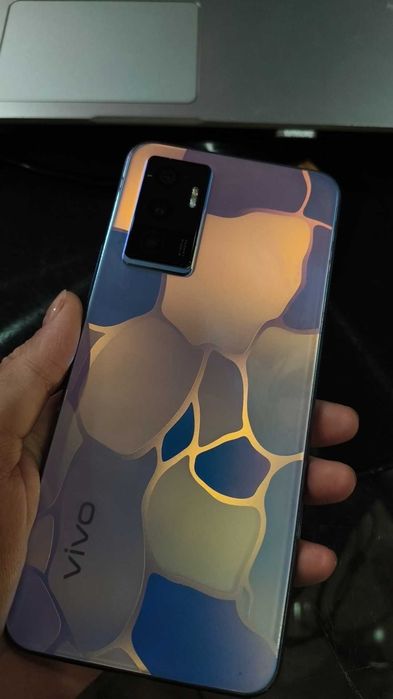 Продам телефон Vivo v 23e 8\128gb