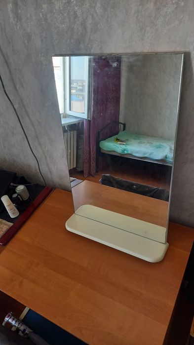 Зеркала разные 1штук