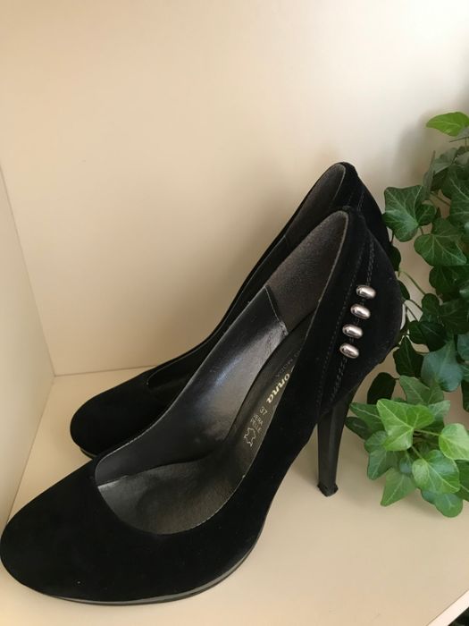 Pantofi Negri cu toc - piele intoarsa - Ocazie