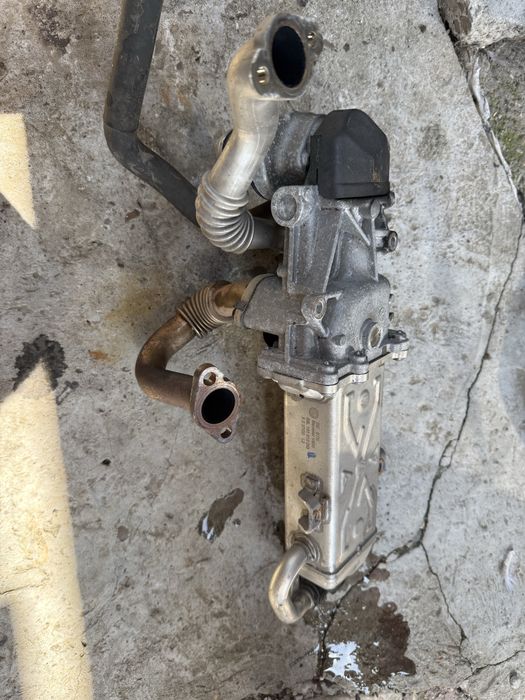 Racitor gaze egr Volkswagen Skoda Seat Audi 2.0 TDI 03L131512