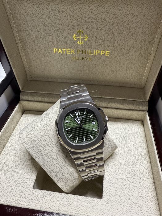 Patek philippe 42 mm , AUTOMATIC- full box