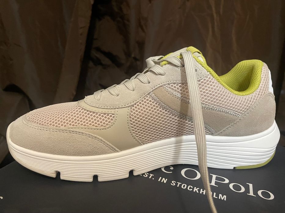 Продавам нови сникърси Marc O’Polo,размер 41,бежов цвят
