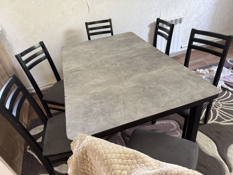 Стол и 6 стуля продается!