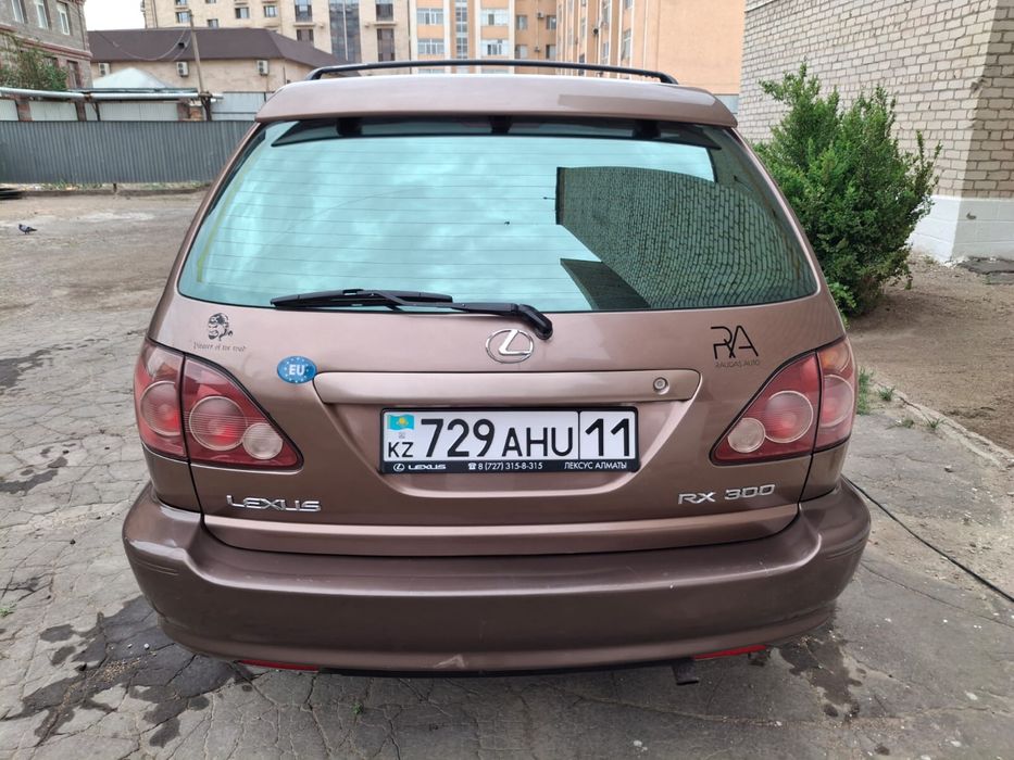 Lexus RX300 сатылады