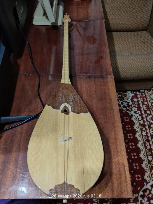 Домбра в отличном состоянии