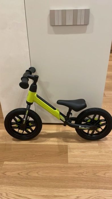 Продам беговел для детей от 3 до 6