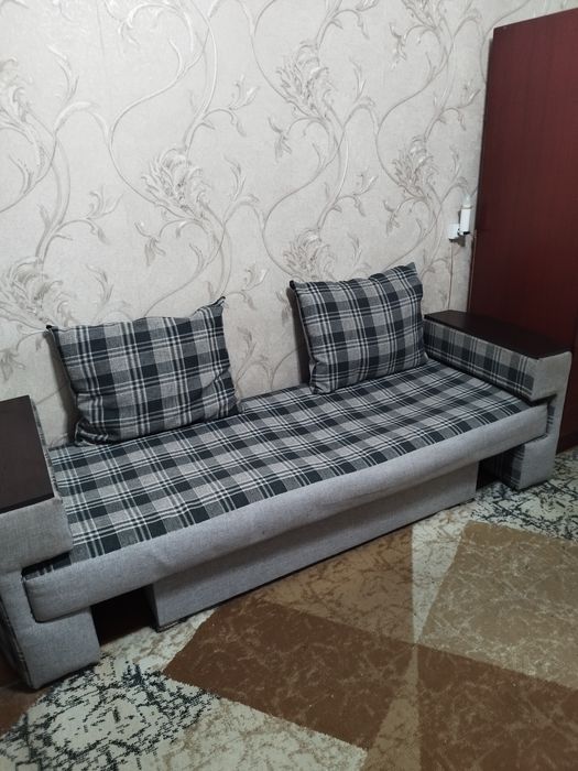 Продам кушетку раскладную