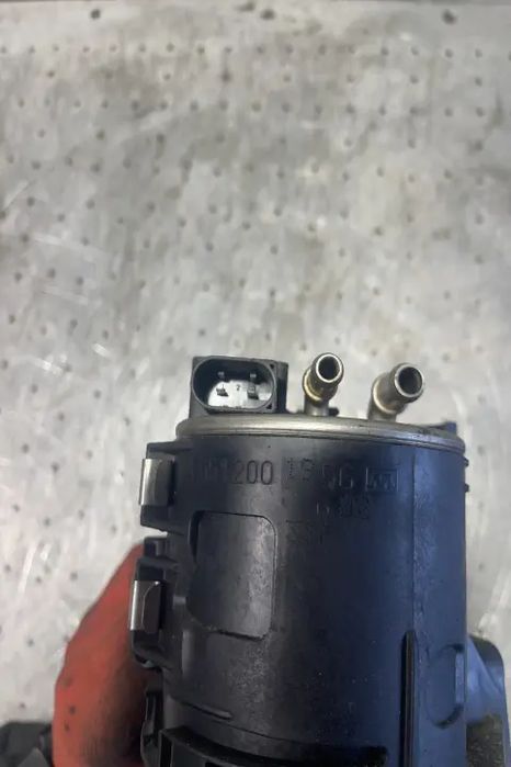 Suport filtru combustibil A 651 200 19 56 Mercedes-Benz C-Class 2008