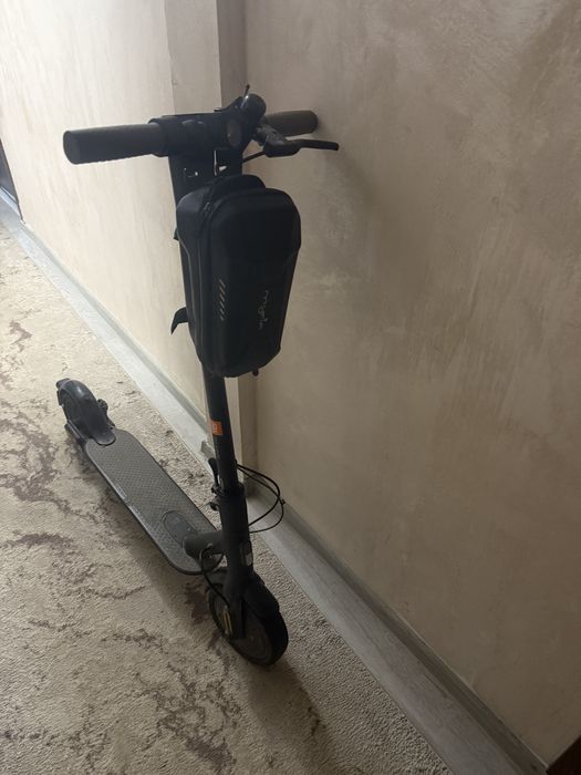 Trotineta xiaomi mi electric  viteza 25/30 km h