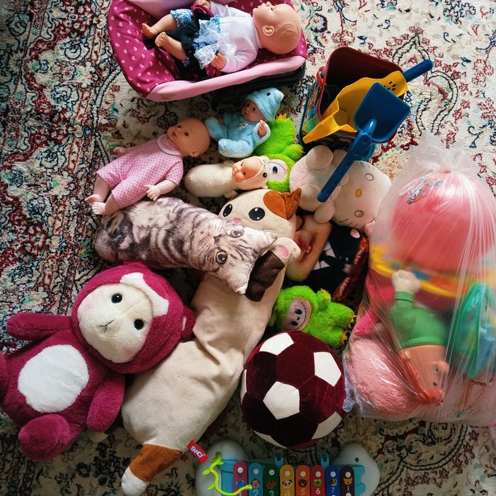 Срочно игрушки 2 пакета