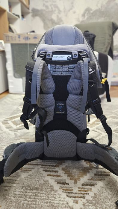 Rucsac / Ghiozdan Deuter Kid Comfort 3 – port bebe / transport copil / trekking / drumeții
