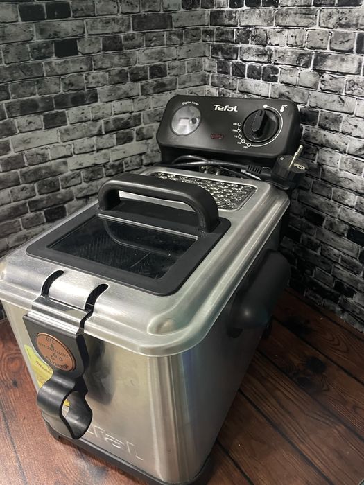 Фритюрница Tefal/ Тефаль Фритюрница
