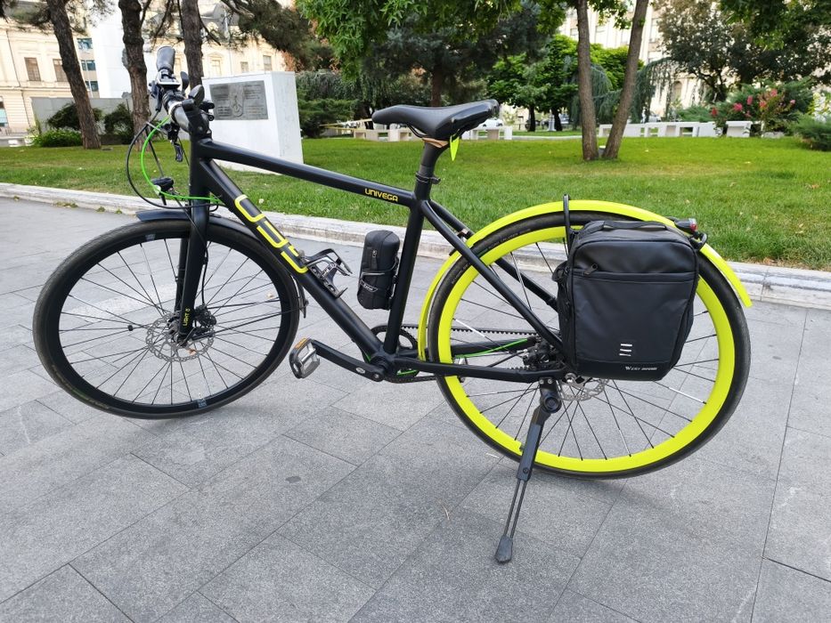 Bicicleta univega geo, Bicicleta pe curea, bicicleta trekking, bicicletă oraș, bicicletă touring, bicicleta Shimano alfine.