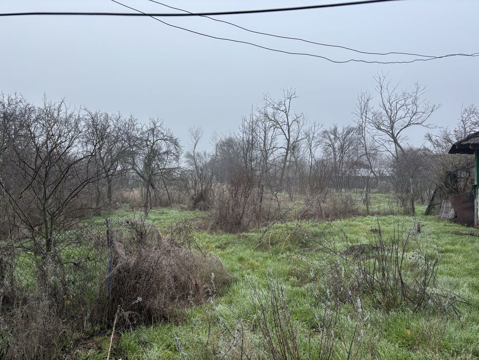 Teren vanzare + constructie / 2499 mp / electricitate+apa