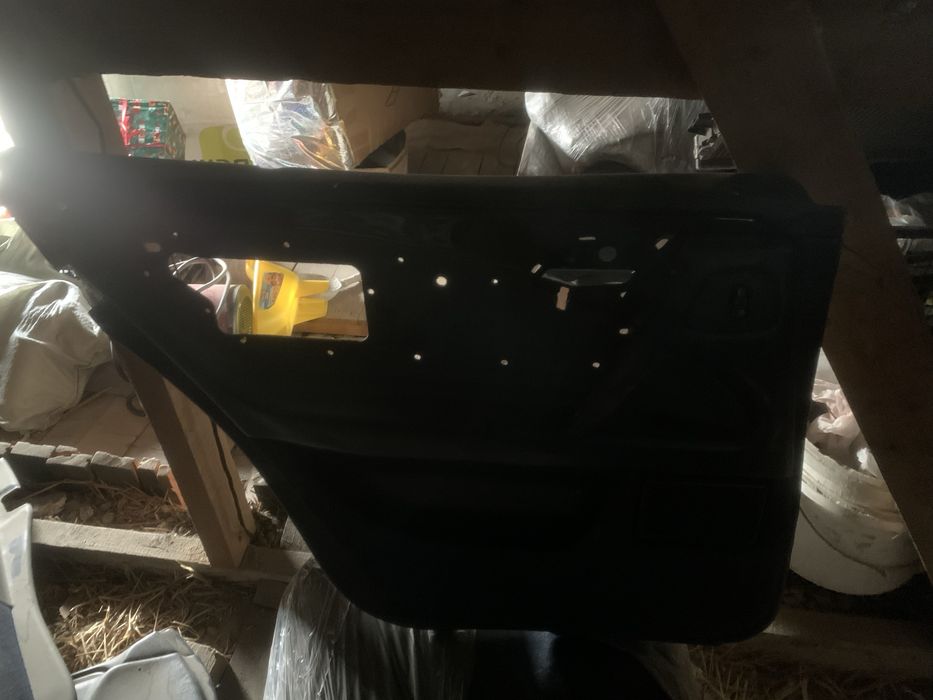 Продам общивки для дверей 4шт w210