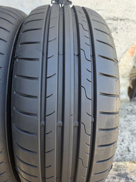 Vând două anvelope de vara dunlop  205 60 16 dot 1125