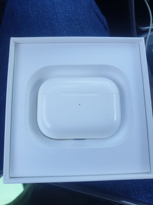 Продается AirPods pro