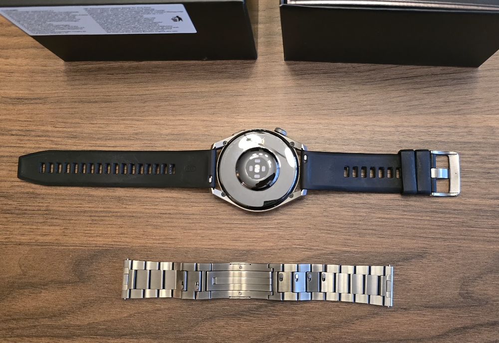 Huawei Watch 3 Pro Titanium – smartwatch premium, eSim, stare foarte b