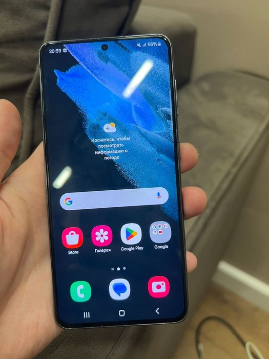 Samsung Galaxy S21
Телефон в