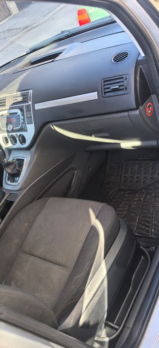 Ford c-Max бензин