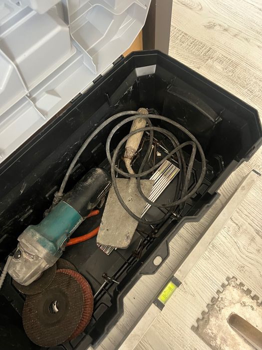 Pachet unelte electrice și manuale + Cutie scule Kistenberg Titan Plus