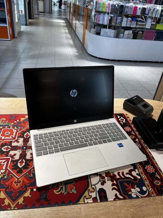 HP i5-13 gen , 8/512 GB в идеале