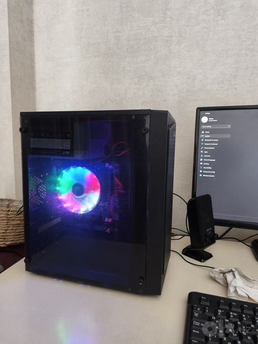 Компьютерный кейс. 8GB 120GB SSD