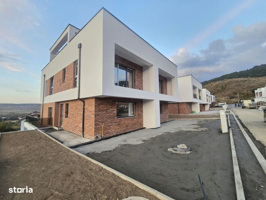 Duplex | 180mp utili | D+P+E+terasa circulabila 60mp | zona Vivo