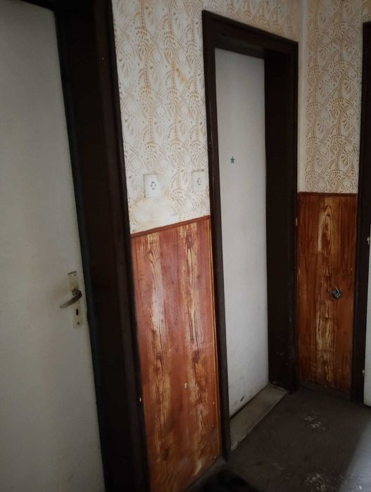 Продава се Двустаен апартамент в Попово - 70 кв.м за 438 €/кв.м - Снимка #2