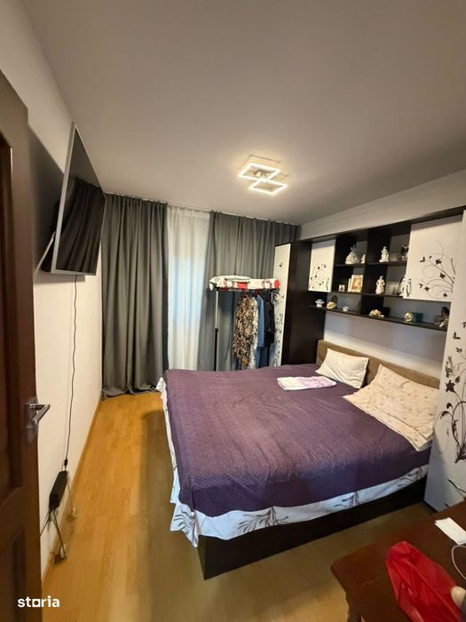 Apartament 3 camere decomandat-Zona Steaua-Shopping City-Mobilat