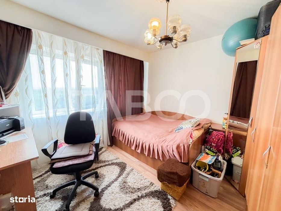 Apartament cu 2 camere la etaj 3 de vanzare in Cartierul Intre Lacuri