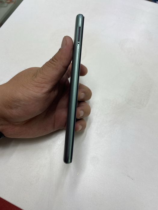 Tecno Spark 7 в идеальном состояний