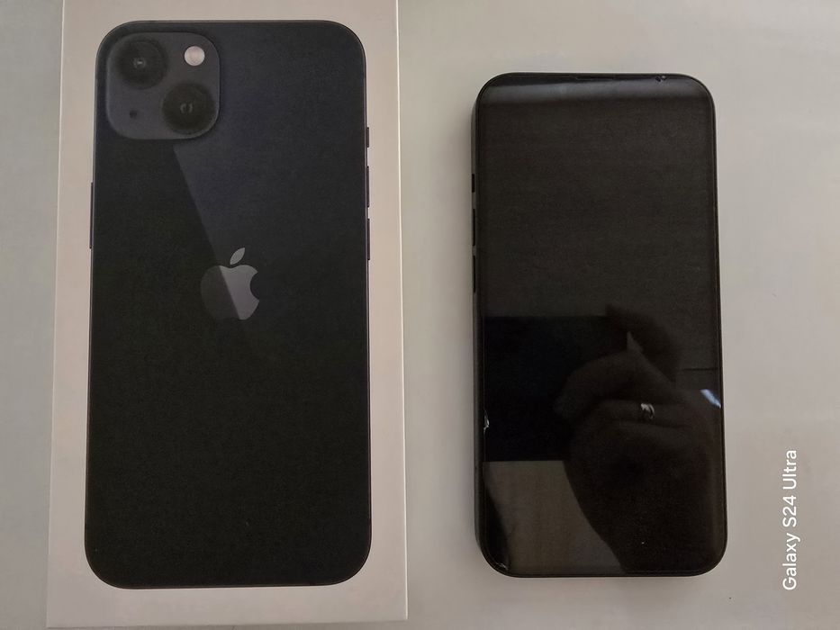 Продам Айфон 13 128 память