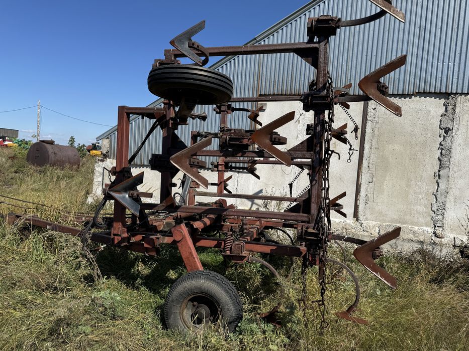 Продам культиватор КТС 7.4